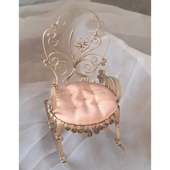 Folk Art Chair Soda Pop Tin Can Pin Cushion Scroll Quill Work Doll Chair - Picture 2 of 8